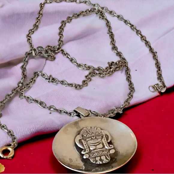 Sterling Silver 900 Mayan Diety Pendant with 1/20 Gold Filled Chain - Picture 5 of 14